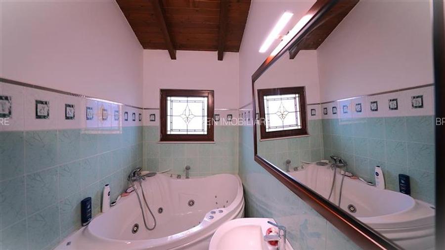 Casa primitoare in cartierul Iosia - 4