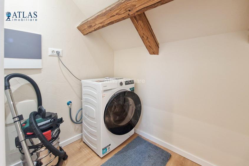 Nou amenajat, ultracentral, 100 mp., mansarda in vila, aer conditionat, parcare - 16