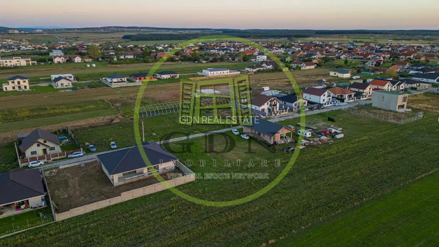 Teren intravilan de vanzare in Cihei, 511 mp,  cu front stradal de 17 ml - 5