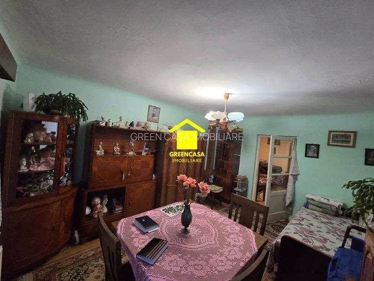Casa de vanzare cu 2 camere si curte generoasa in zona Gruia - 7