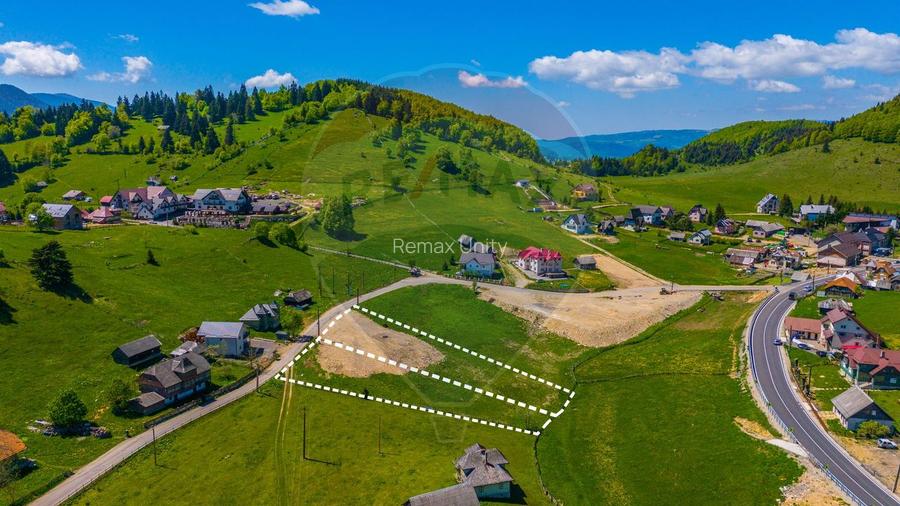 FUNDATA CENTRU | 3.962 mp ASFALT + UTILITĂȚI | Vedere Bucegi - 9