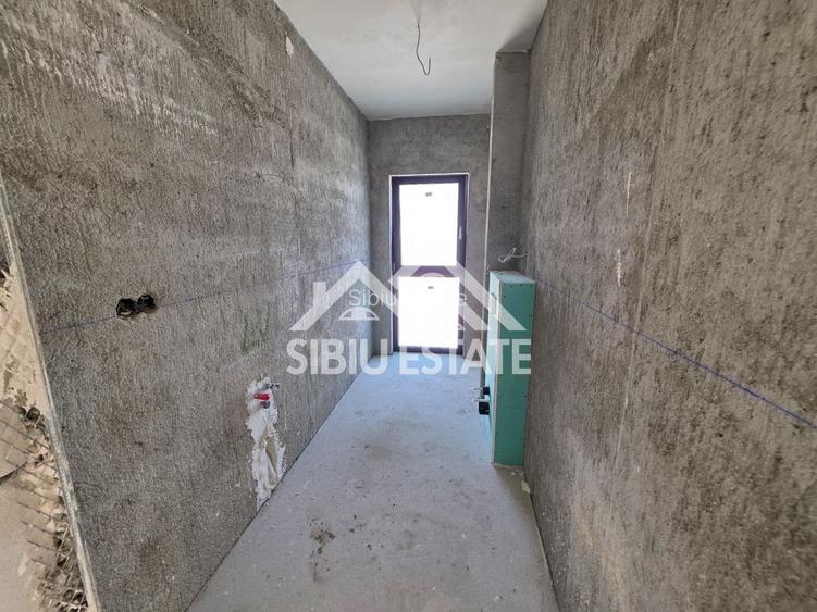 Casa finalizata Calea Cisnadiei curte proprie generoasa, Comison 0% - 14