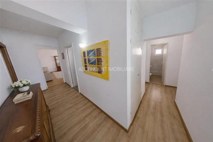 Panorama superba, 4 camere, 2 bai, 2 balcoane, Racadau, Brasov - 4