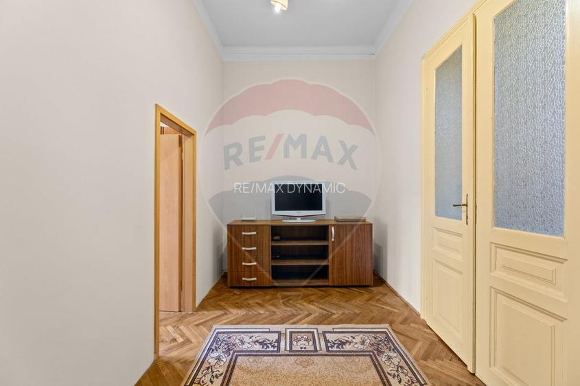 Apartament cu 2 camere de vânzare – zona Ultracentrală - 3