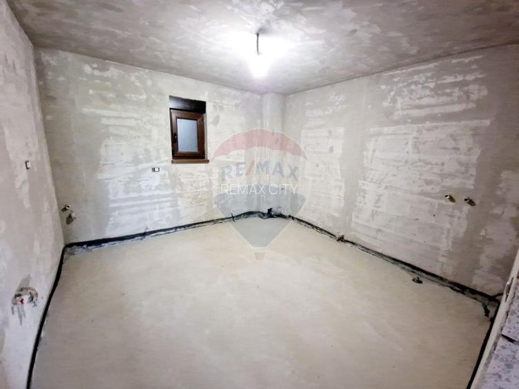 Casă spațioasă S+P+1E+M și teren generos 1664 mp - 29