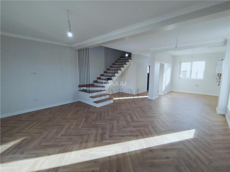 Duplex cu finisaje moderne - spatios  - toate utilitățile - la cheie - 2