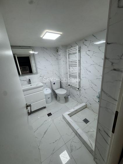 Spațiu comercial complet echipat - 17