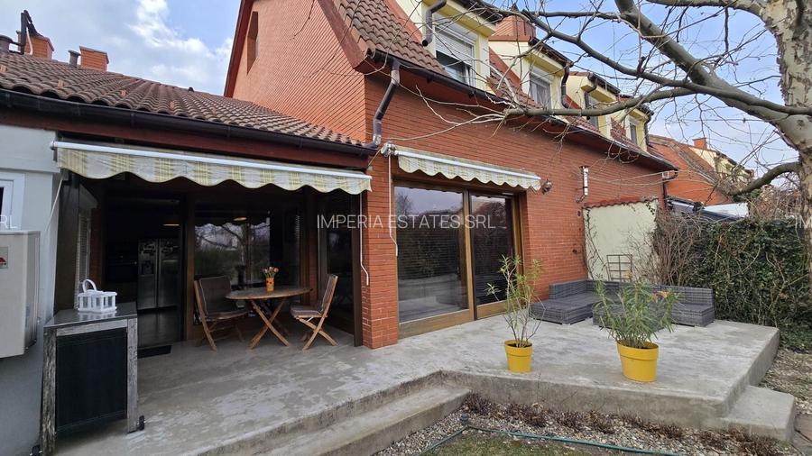 Vila cocheta in complex cu piscina, mobilata - 9