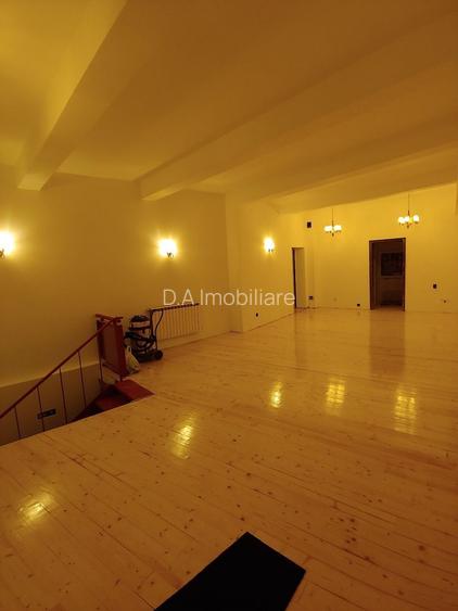 0% Comision  Spatiu Comercial de Inchiriat pe Dacia - 16