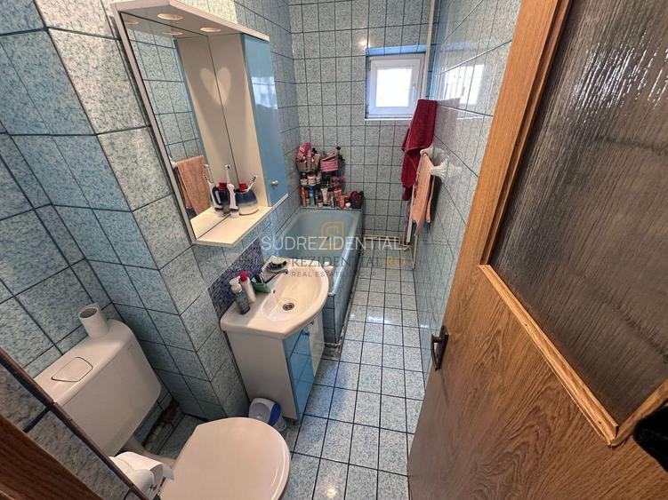 Apartament cu 3 camere , decomandat, Parc Sebastian, Comision 0% - 8