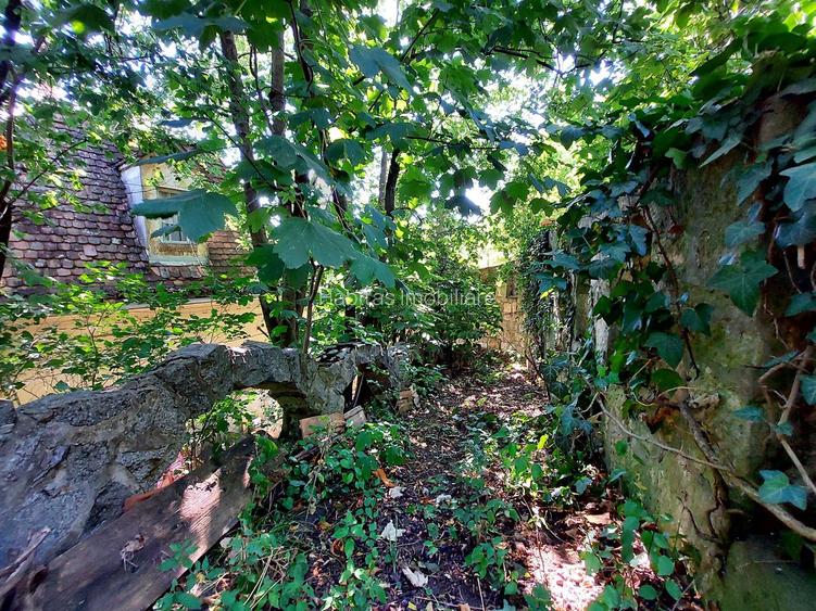 Vila impozanta  intr-o zona deosebita cu 1.440 mp teren - 10