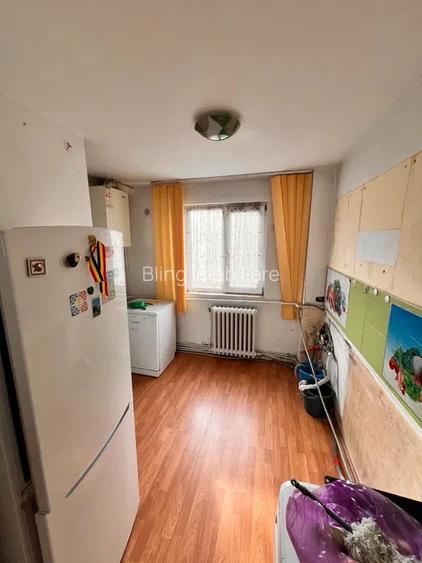 Apartament cu 4 camere, decomandat, 80 mp, zona Grigore Alexandrescu - 4