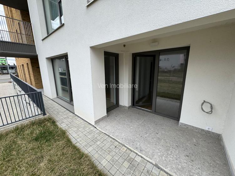 Apartament 2 camere , parter , zona Calea Moldovei - 4