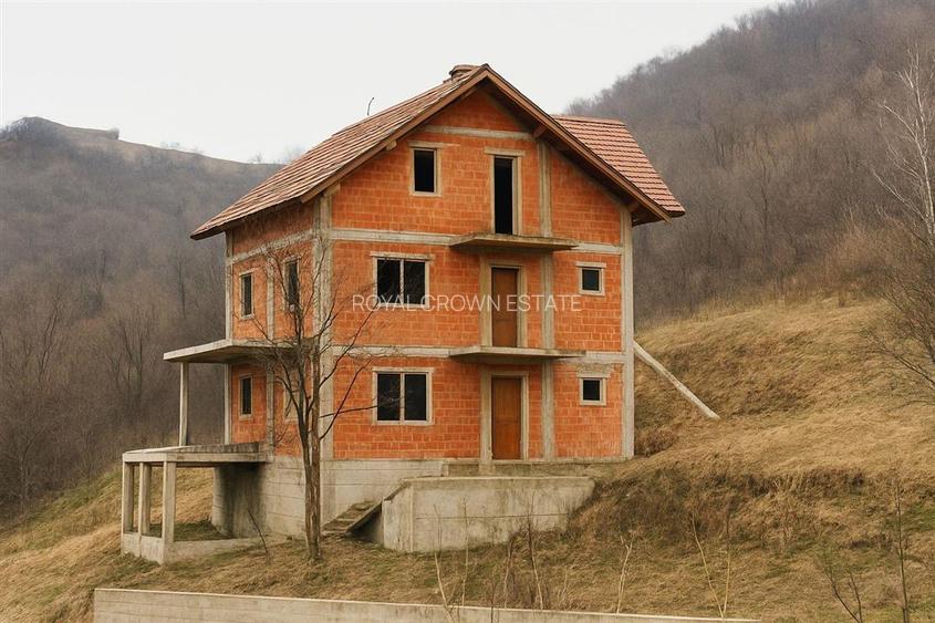 Casa P+1+M | teren 1581mp | sat Podu Dambovitei - Dambovicioara - 2