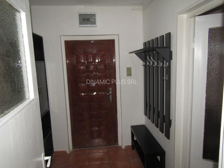 Apartament cu doua camere , zona Mihai Viteazul - 23