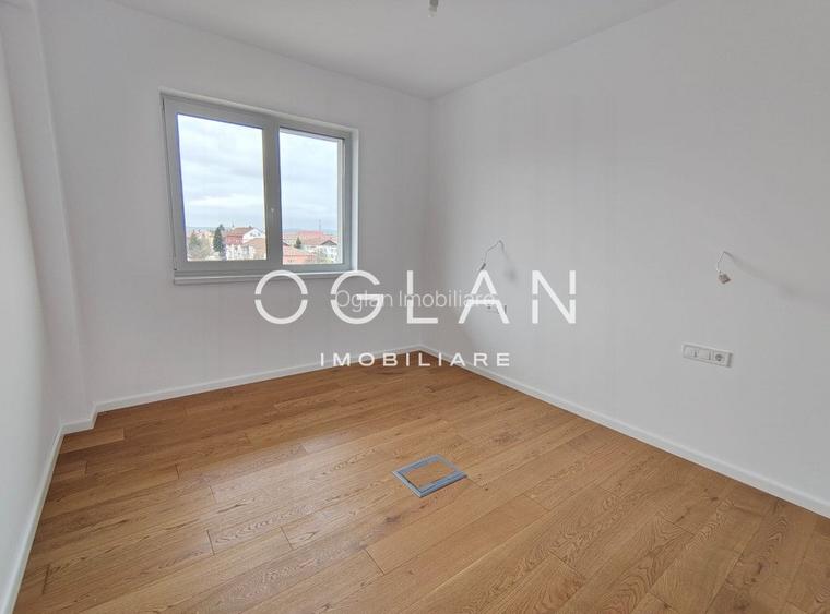 Penthouse 4 cam, terasa 78 mp, La Cheie, D. Stanca - 20