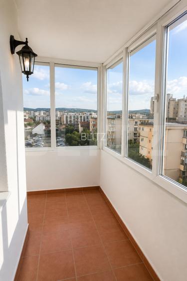 Apartament cu 2 camere, decomandat, 50 mp, balcon 10 mp, etaj 6, Intre Lacuri - 6