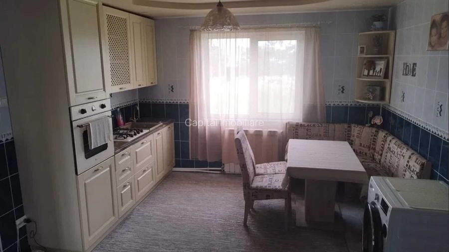  House / Villa for sale, Traian Țăranu Street, Suceava, Romania - 3