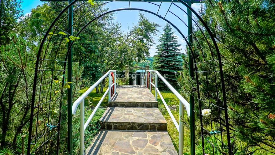 Proprietate unică pe malul lacului Moacșa – liniște, rafinament, eleganta - 44