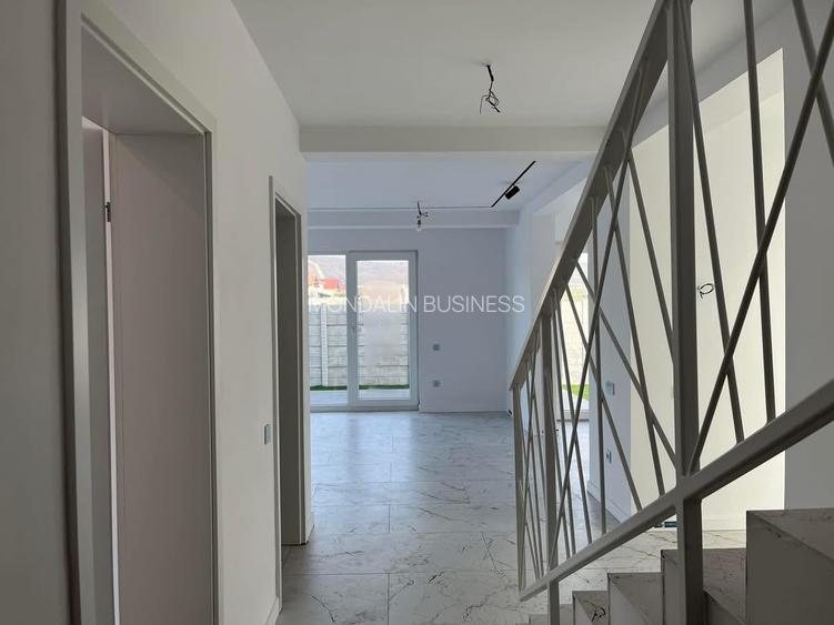 Vilă cu 5 camere , P+E, Cartierul Soarelui, Oncea, Oradea. - 10