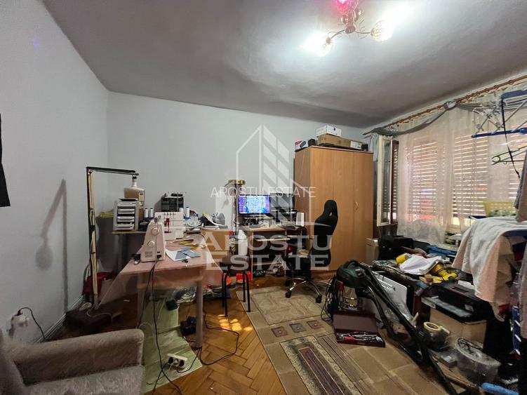 Casa individuala  7 camere, 3 bai, garaj, teren 1129 mp, zona Iosefin - 9