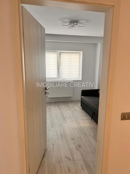 Apartament 3 camere de vanzare in Decebal - 10