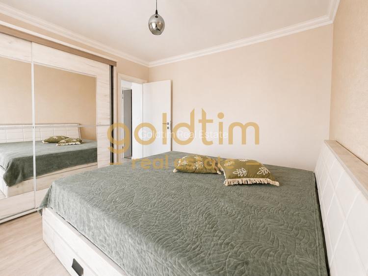 LUX / MOBILAT UTILAT / BALCON GENEROS / LOC DE PARCARE - 13