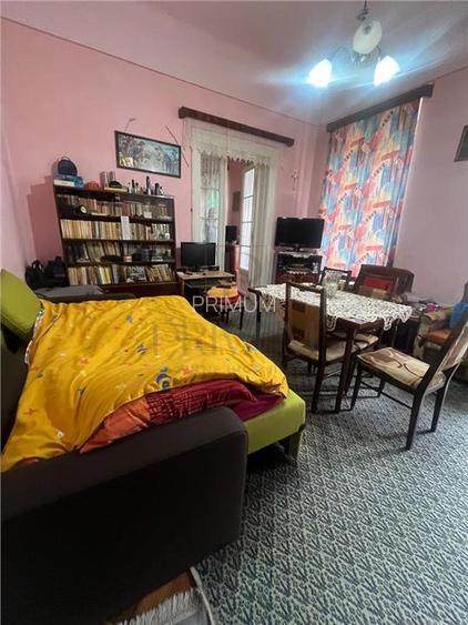 PIATA UNIRII | 3 CAM | ET.1 | BOXA | SIT ISTORIC | CENTRALA | FATADA RENOVATA - 2