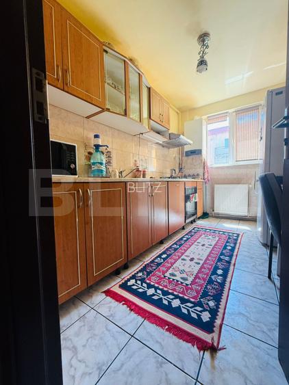 Apartament 4 camere Tractorul/ 2 bai/ 2 spatii de depozitare/etaj intermediar - 10