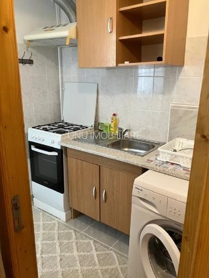 Garsoniera -zona Nicolina- - 3