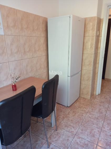 Inchiriez apartament cu 3 camere si garaj in Timisoara zona Tipografilor