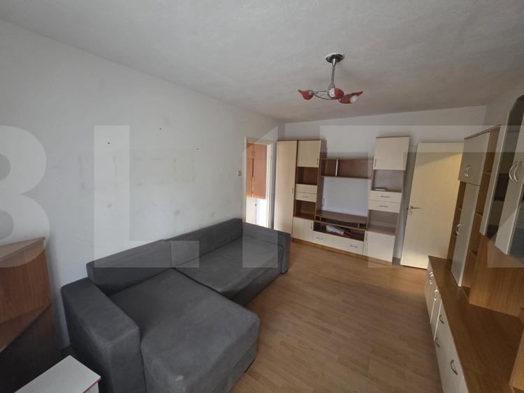 Apartament de vanzare, cu 2 camere - Aleea Centralei