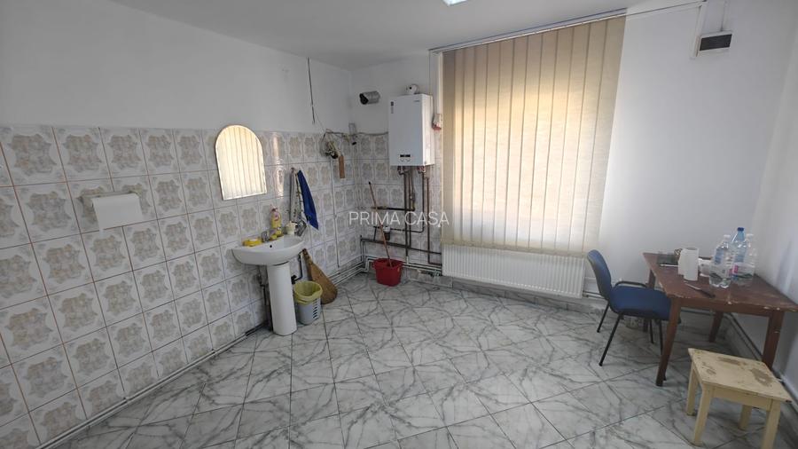 Casa Spatiu comercial zona ISJ Buzau 160mp Pret: 110.000 - 14