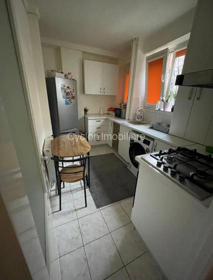 Apartament 2 camere  parter, 50 mp+balcon+boxa, Kaufland-Salaj, Preț bun! - 7