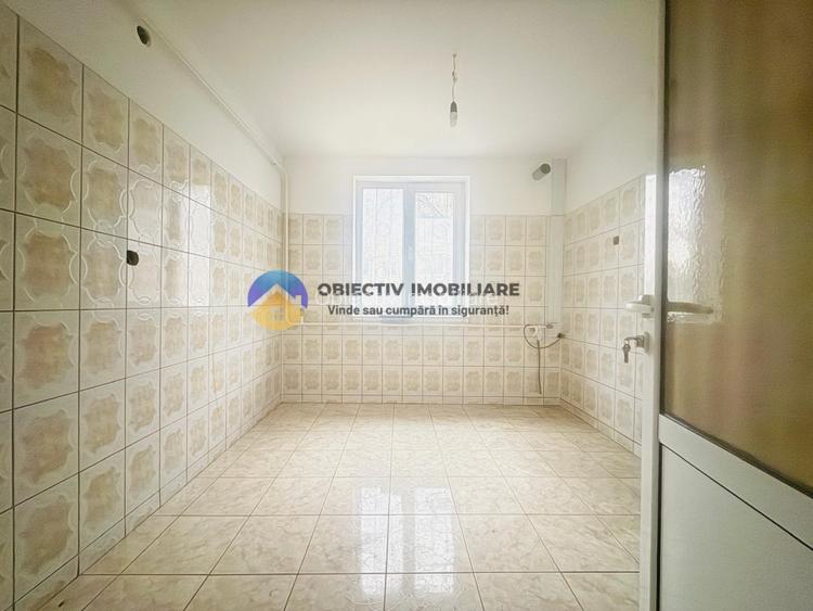Apartament 3 camere de vanzare – Strada Marasesti, Targu Neamt - 2