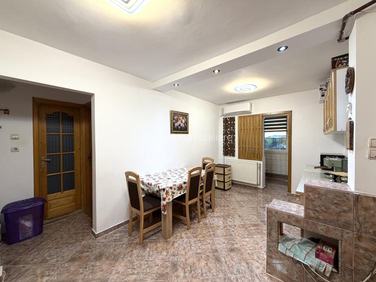 Apartament 2 camere, 52 mp utili, etaj 4, balcon 3mp -  Aradului - 5