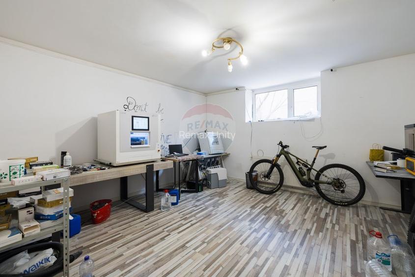 Spatiu birouri Centrul Civic Brasov AFI Mall 200 mp D + M - 16