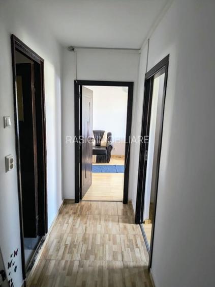 Vanzare vapartament 2 camere zona Moghioros - Parc - 4