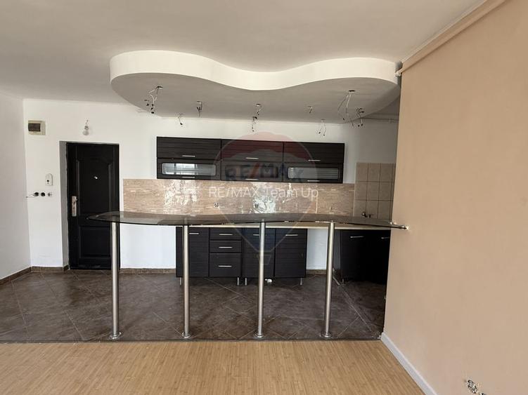 Apartament cu 3 camere, 98 mp, 2 băi, parcare în curte, Florești - 2