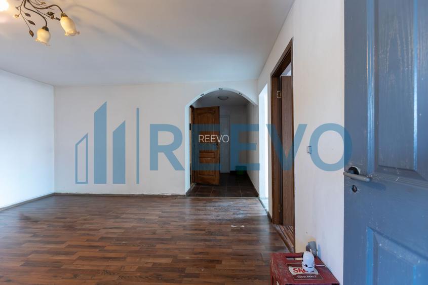 Casă cu Spațiu Comercial in Neamț - 16