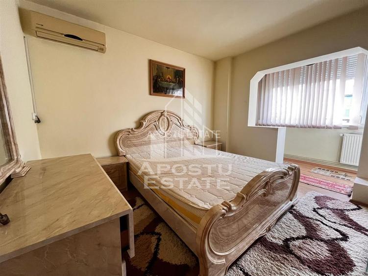 Apartament cu 2 camere de inchiriat, decomandat, zona Lipovei - 2