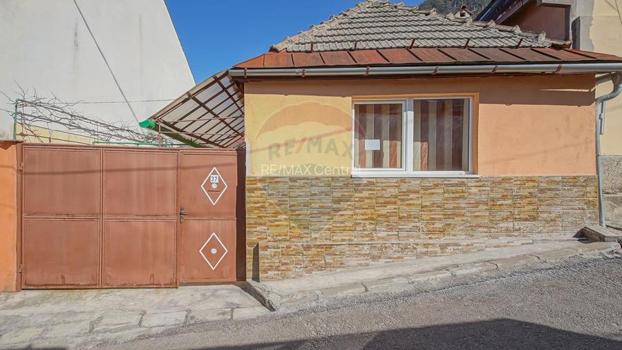 Casă  individuală cu 3 camere, Schei - 12