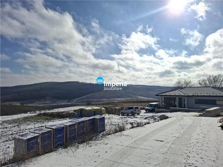 Dorobant - Aroneanu, teren intravilan pentru construit/investitie! - 6