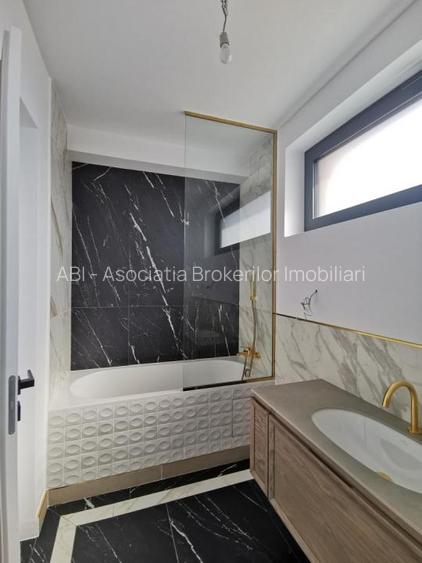 Proprietate exclusivista amplasata pe malul lacului Snagov - 9