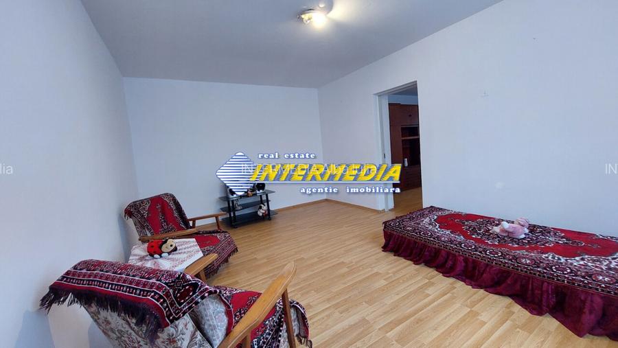 Apartament cu 2 camere la casa in Blaj, zona Centrala - 5