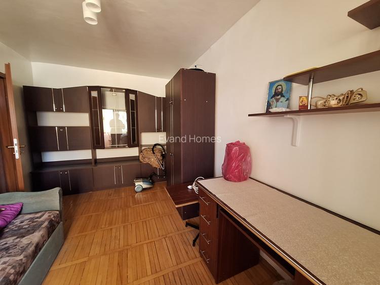 Super pret - 3 camere, decomandat, 2 bai, 73 mp utili - Buziasului - 18