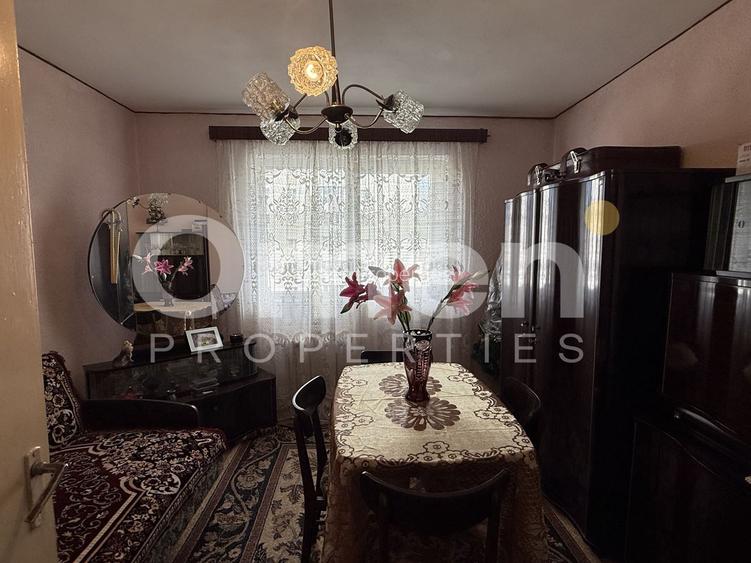 Apartament cu 4 camere; 74.66 mp, decomandat, Bd. Decebal - 5
