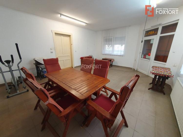 Oportunitate de investitie: 2 case total 8 camere si SAD - Freidorf - 22