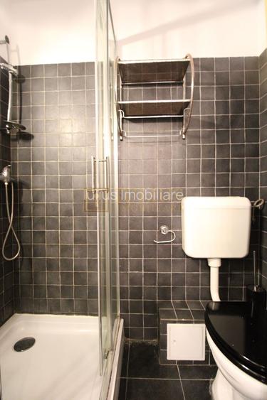 Corneliu Copusul, o camera, centrala proprie. - 6