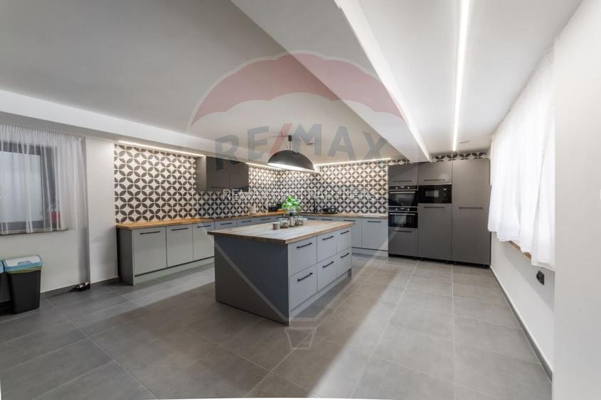 Vanzare 2 Cabane Lux Muntele Baisorii,  Afacere la cheie, Prosumator - 11